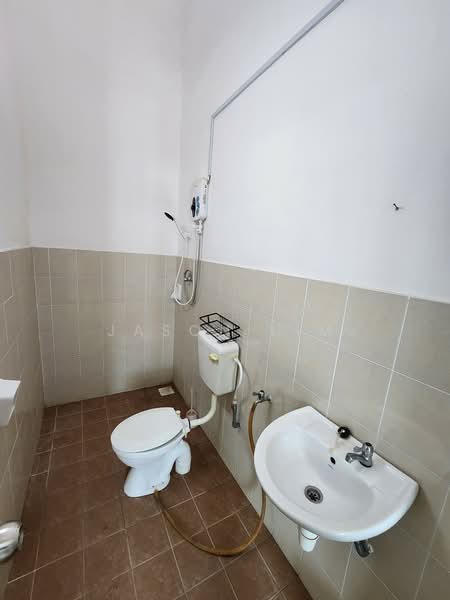 2-storey Terraced House for Rent in Austin Crest (Johor Bahru) - Jason Lim - Bathroom - PropertyGuru.com.my