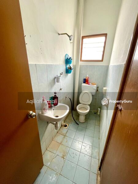 Taman Puncak Jalil untuk Untuk Dijual - RM 480,000, Mac 2026 - Bathroom - PropertyGuru.com.my