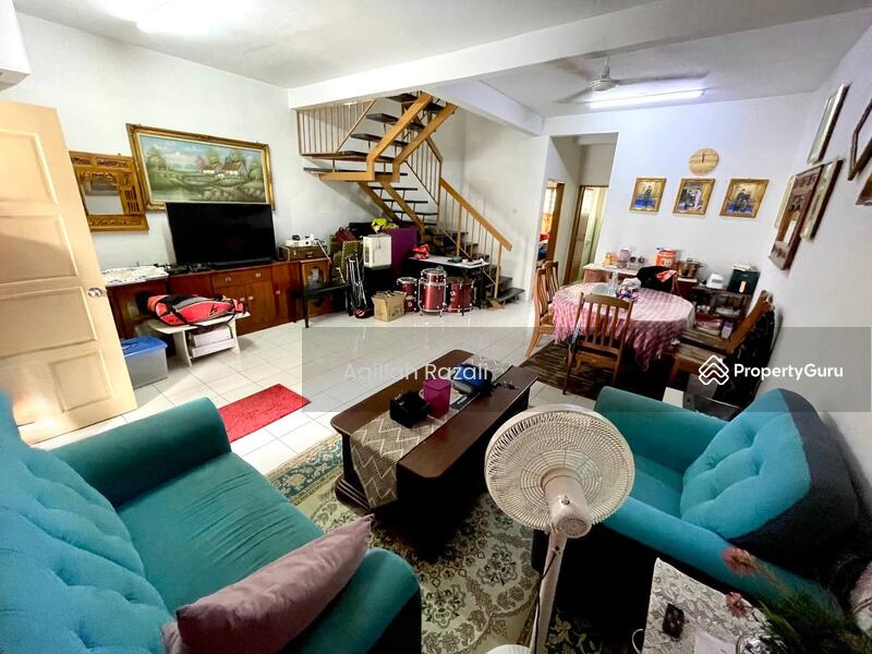 Taman Puncak Jalil untuk Untuk Dijual - RM 480,000, Mac 2026 - Living Room - PropertyGuru.com.my
