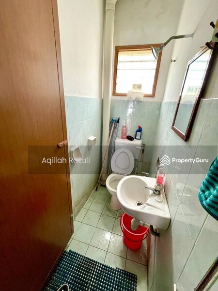 Taman Puncak Jalil untuk Untuk Dijual - RM 480,000, Mac 2026 - Bathroom - PropertyGuru.com.my