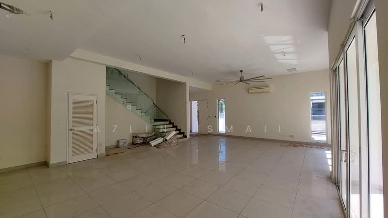 Rumah Berkembar untuk Dijual di Seremban (Negeri Sembilan) - Azlin Ismail - Living Room - PropertyGuru.com.my