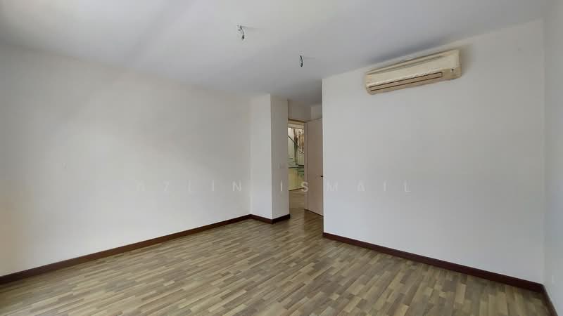 Rumah Berkembar untuk Dijual di Seremban (Negeri Sembilan) - Azlin Ismail - Living Room - PropertyGuru.com.my