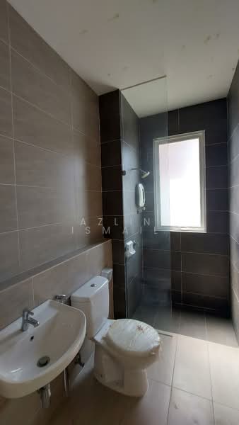 Rumah Berkembar untuk Dijual di Seremban (Negeri Sembilan) - Azlin Ismail - Bathroom - PropertyGuru.com.my