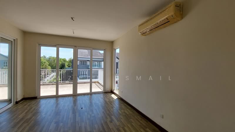 Rumah Berkembar untuk Dijual di Seremban (Negeri Sembilan) - Azlin Ismail - Living Room - PropertyGuru.com.my