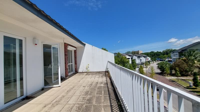 Rumah Berkembar untuk Dijual di Seremban (Negeri Sembilan) - Azlin Ismail - Balcony - PropertyGuru.com.my