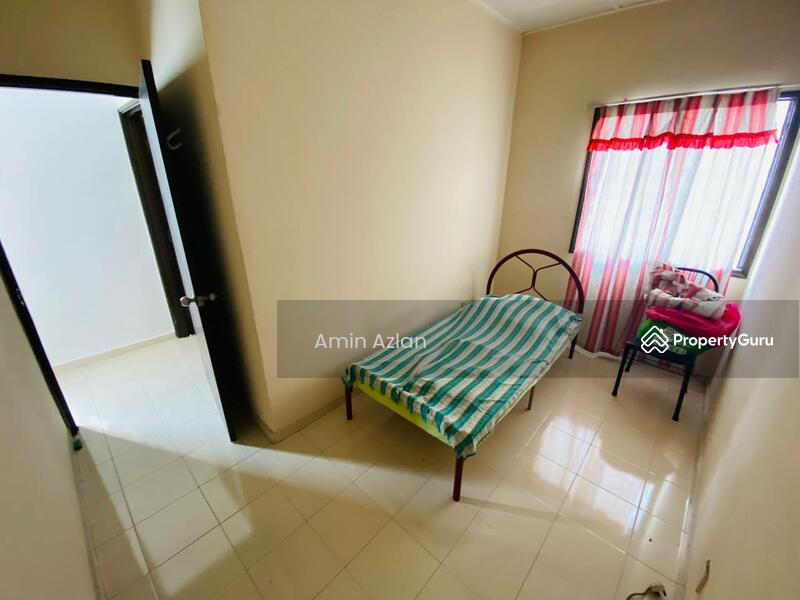 2-storey Terraced House for Sale in Batu Caves (Selangor) - Amin Azlan - Bedroom - PropertyGuru.com.my