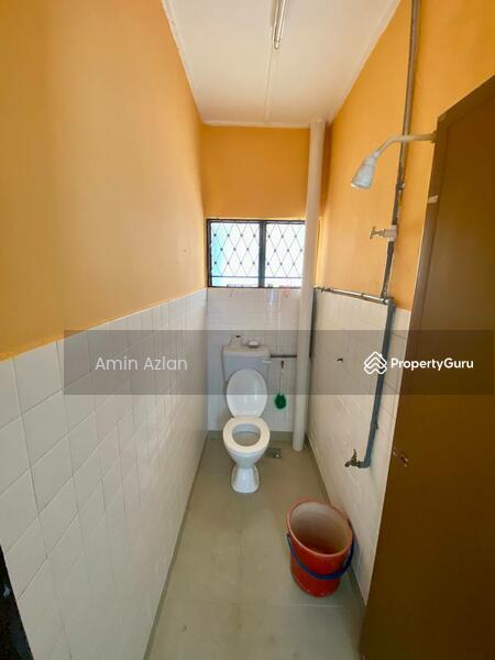 2-storey Terraced House for Sale in Batu Caves (Selangor) - Amin Azlan - Bathroom - PropertyGuru.com.my
