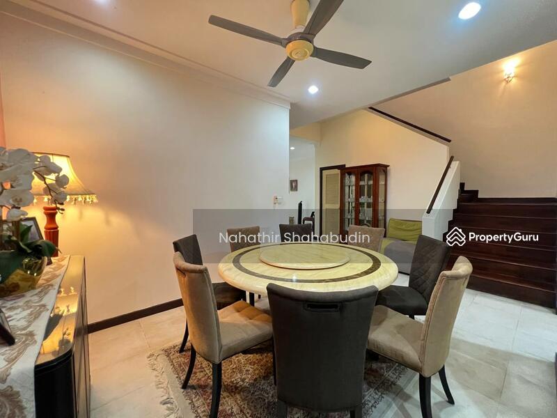 2-storey Terraced House for Sale in Bukit Jelutong (Shah Alam) - Nahathir Shahabudin - Dining Room - PropertyGuru.com.my