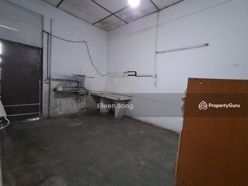 1F - Kitchen