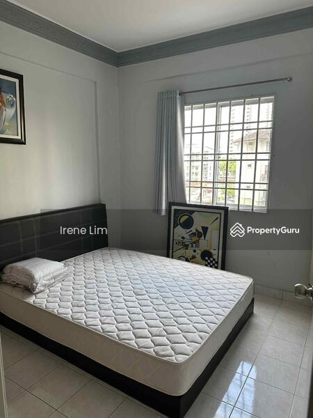 2nd Bedroom