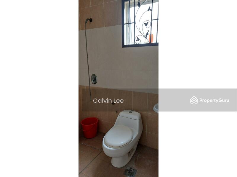 2-storey Terraced House for Sale in Kota Kemuning (Shah Alam) - Calvin Lee - Bathroom - PropertyGuru.com.my