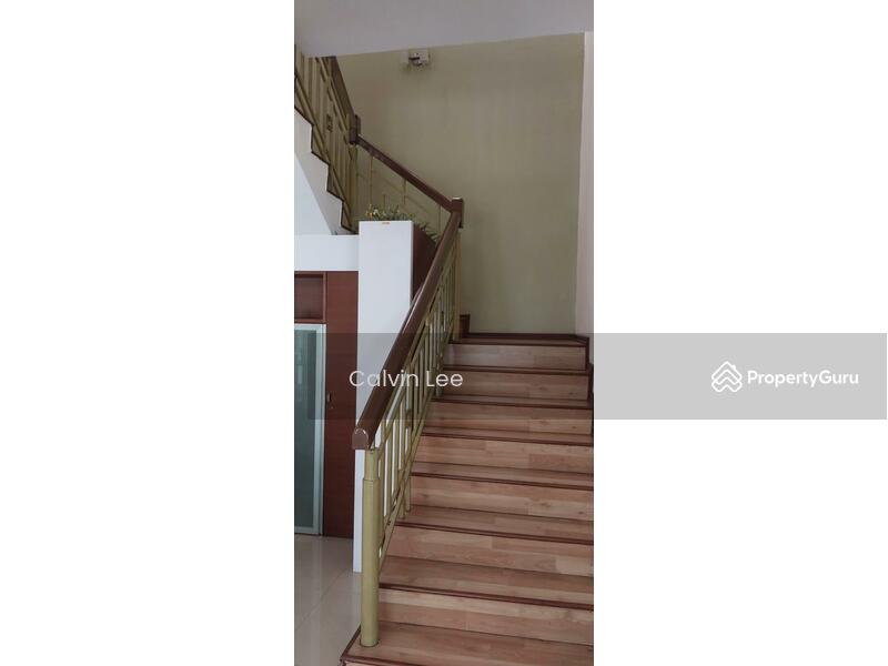 2-storey Terraced House for Sale in Kota Kemuning (Shah Alam) - Calvin Lee - Stairs - PropertyGuru.com.my