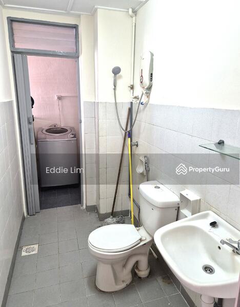 Kondominium untuk Disewa di Seri Cendekia - Eddie Lim - Bathroom - PropertyGuru.com.my