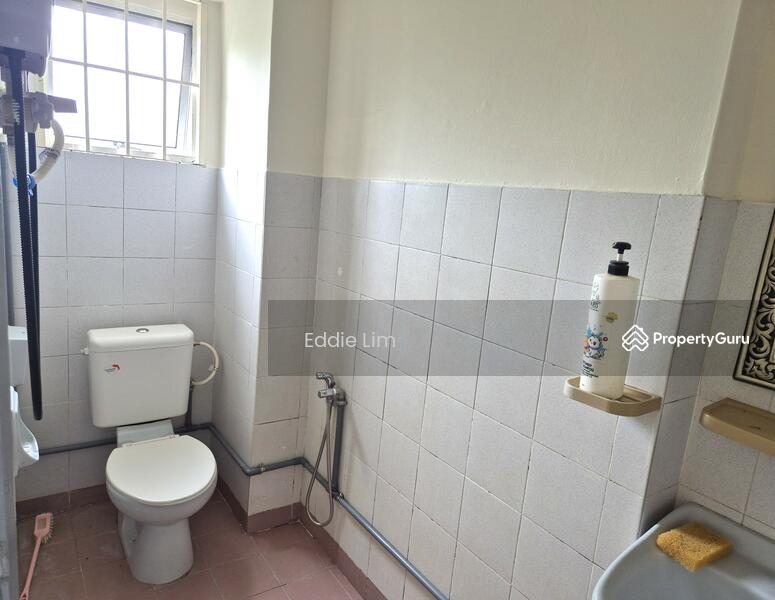 Kondominium untuk Disewa di Seri Cendekia - Eddie Lim - Bathroom - PropertyGuru.com.my