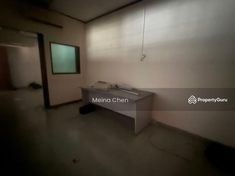 For Rent - 1,5 storey factory taman puteri kulai