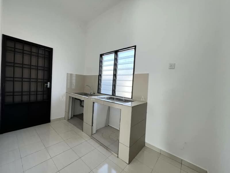 Terraced House for Sale in Batu Pahat (Johor) - M Jamil Ali - Kitchen - PropertyGuru.com.my