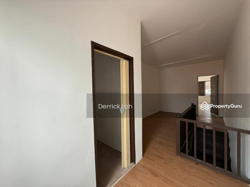Shop for Rent in George Town (Penang) - Derrick Loh - Hallway - PropertyGuru.com.my