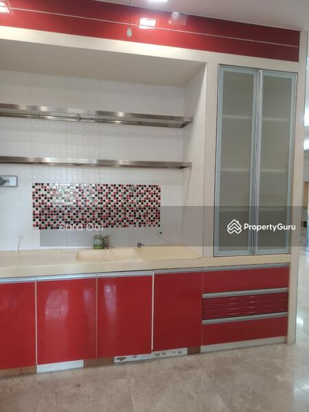 Dry Kitchen Built in Cabinet