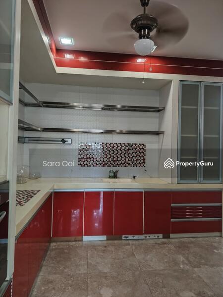 Dry Kitchen Built in L Cabinet 