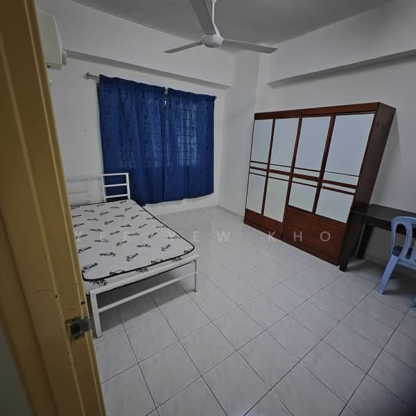 Condominium for Rent at Vista Komanwel C - Yee Yew Kho - Bedroom - PropertyGuru.com.my