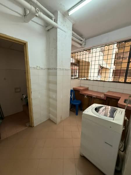 Condominium for Rent at Vista Komanwel C - Yee Yew Kho - Kitchen - PropertyGuru.com.my