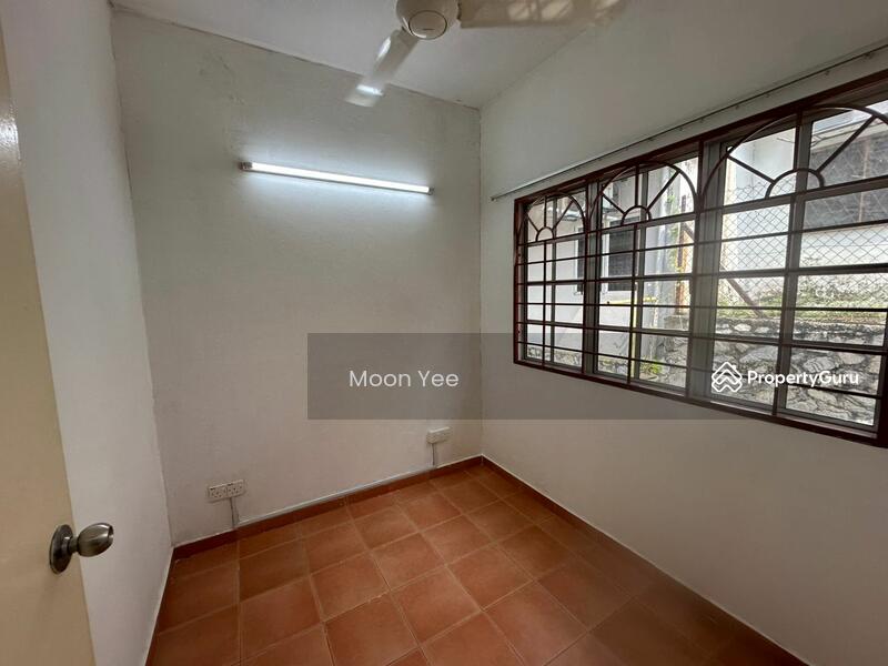 Terraced House for Sale in Usj 13 (Subang Jaya) - Moon Yee - Bedroom - PropertyGuru.com.my