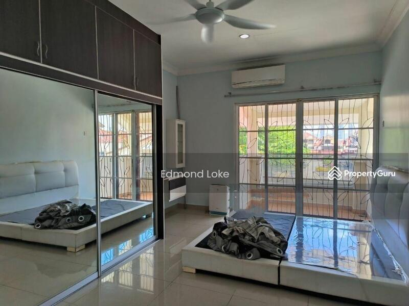 Terraced House for Sale in Laman Rimbunan (Kepong) - Edmond Loke - Master Bedroom - PropertyGuru.com.my
