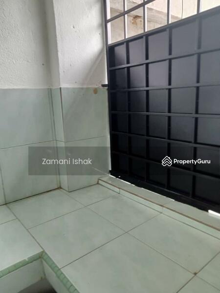 For Sale - Taman Pinggiran Delima Flat