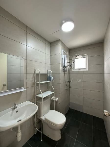 Service Residence for Sale at Residensi Rimbun @ Canopy Hills - Polly Lew - Bathroom - PropertyGuru.com.my
