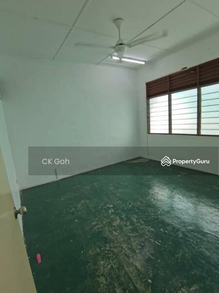 2-storey Terraced House for Sale in Taman Lip Sin (Sungai Dua) - CK Goh - Bedroom - PropertyGuru.com.my