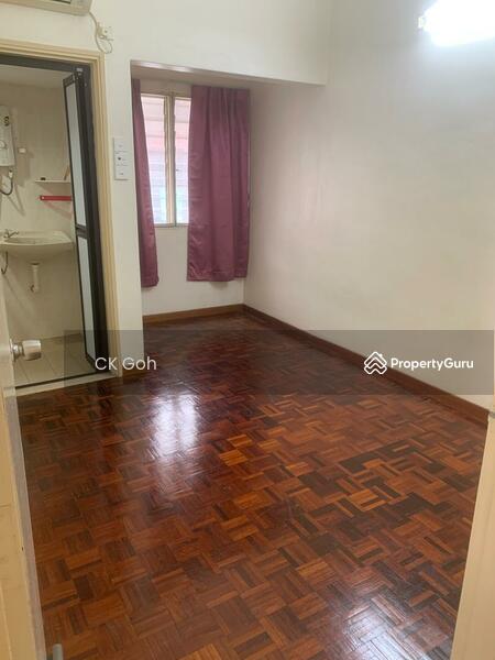 2.5-storey Terraced House for Sale in Sungai Nibong (Bayan Lepas) - CK Goh - Bedroom - PropertyGuru.com.my