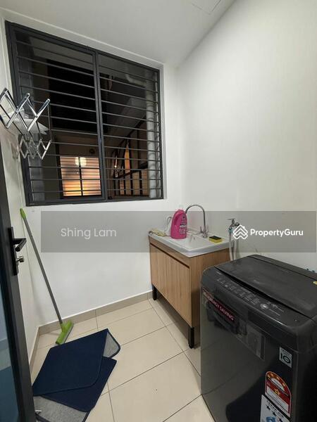 Condominium for Rent at Queens Residences Q2 @ Queens Waterfront - Shing Lam - Kitchen - PropertyGuru.com.my