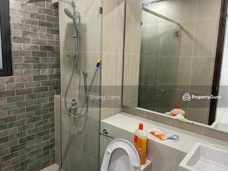 Condominium for Rent at Queens Residences Q2 @ Queens Waterfront - Shing Lam - Bathroom - PropertyGuru.com.my