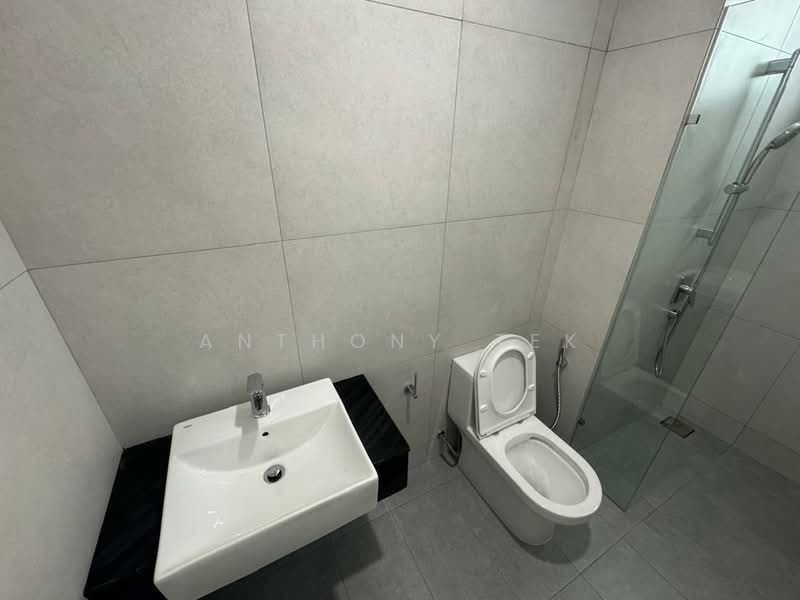 Servis Apartment untuk Disewa di Laurel Residence - Anthony Tek - Bathroom - PropertyGuru.com.my
