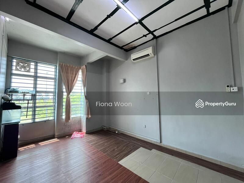 Shop for Sale in Bemban (Melaka) - Fiona Woon - Living Room - PropertyGuru.com.my