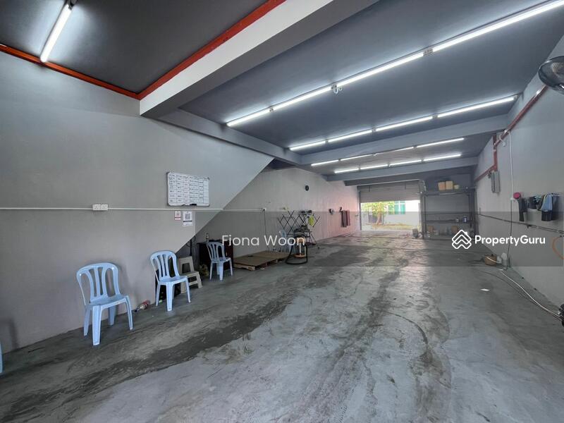 Shop for Sale in Bemban (Melaka) - Fiona Woon - Car Park - PropertyGuru.com.my