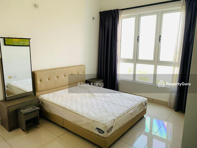 Servis Apartment untuk Dijual di Tropez Residences - Alice Kang - Master Bedroom - PropertyGuru.com.my