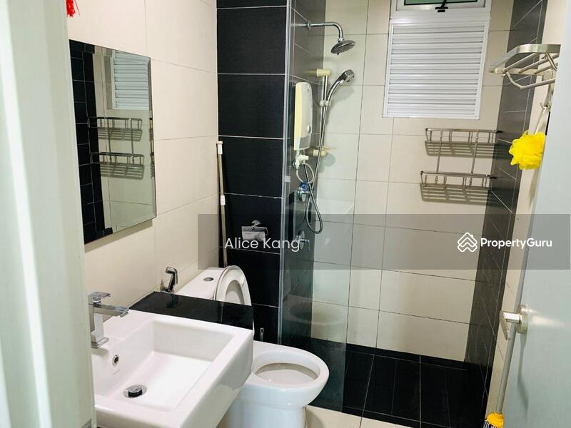 Servis Apartment untuk Dijual di Tropez Residences - Alice Kang - Bathroom - PropertyGuru.com.my