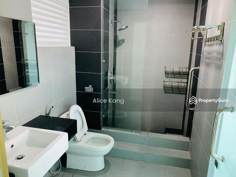 Servis Apartment untuk Dijual di Tropez Residences - Alice Kang - Bathroom - PropertyGuru.com.my