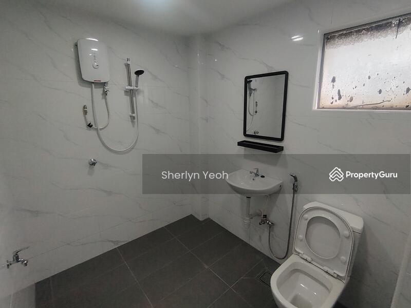 Subang Ville Aman Luxury Condominiums untuk Untuk Dijual - RM 360,000, Mac 2026 - Bathroom - PropertyGuru.com.my