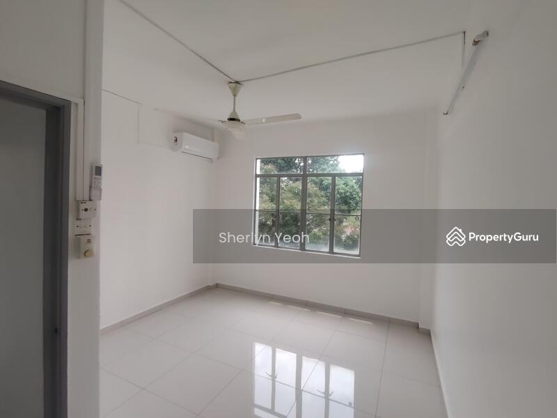 Subang Ville Aman Luxury Condominiums untuk Untuk Dijual - RM 360,000, Mac 2026 - Bedroom 2 - PropertyGuru.com.my