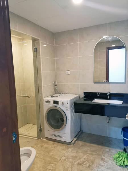 Condominium for Rent at Paradiso Nuova (Merak Kayangan) - Alexius Lim - Bathroom - PropertyGuru.com.my