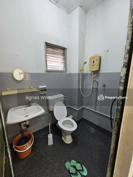 Bathroom 2
