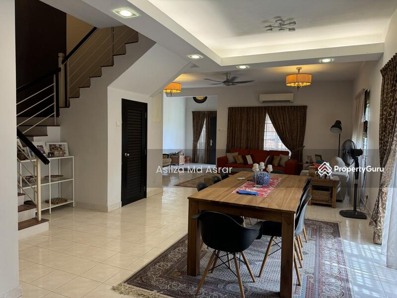 Living Room & Dining Room