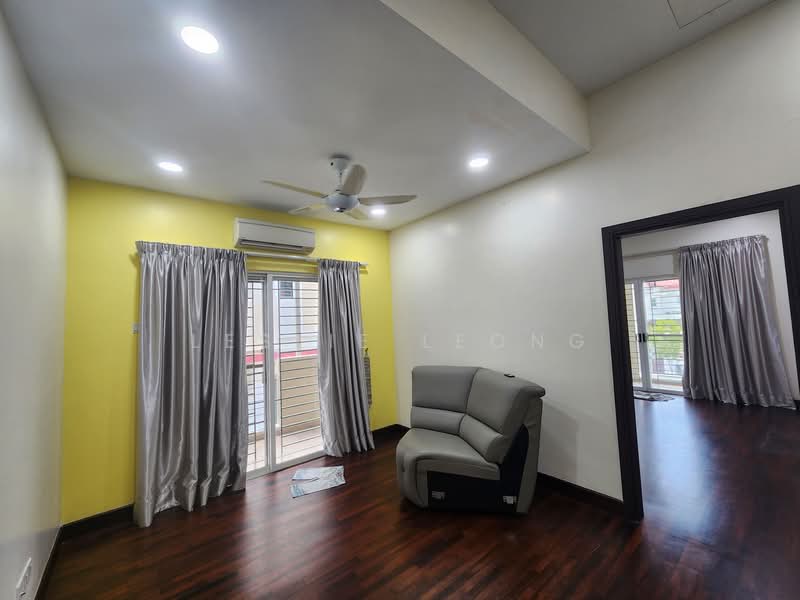 Rumah Berkembar untuk Dijual di Batu Caves (Selangor) - Leslie Leong - Living Room - PropertyGuru.com.my