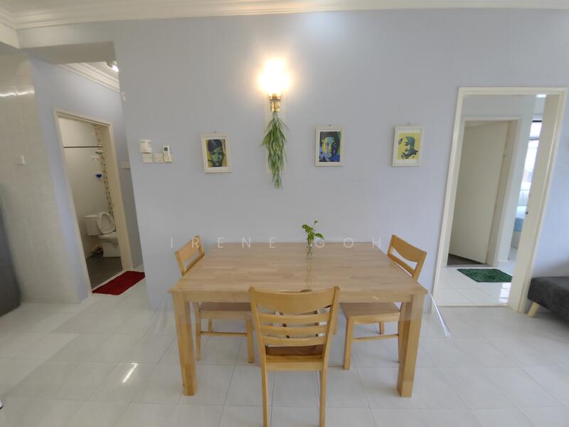 Kondominium untuk Disewa di Eden Seaview Condominium - Irene Goh - Dining Room - PropertyGuru.com.my