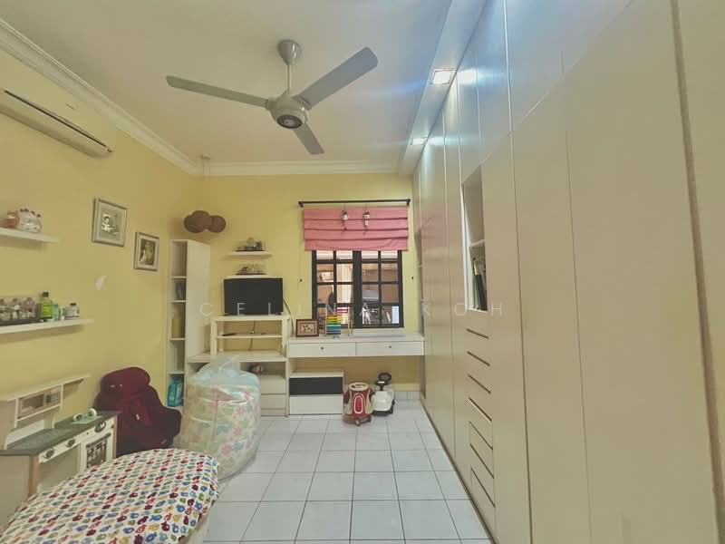 Bungalow House for Sale in Bukit Rahman Putra (Sungai Buloh) - Celina Koh - Bedroom - PropertyGuru.com.my