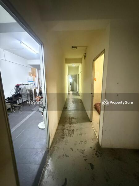 Office for Sale in Petaling Jaya (Selangor) - Eugene Yap - Hallway - PropertyGuru.com.my
