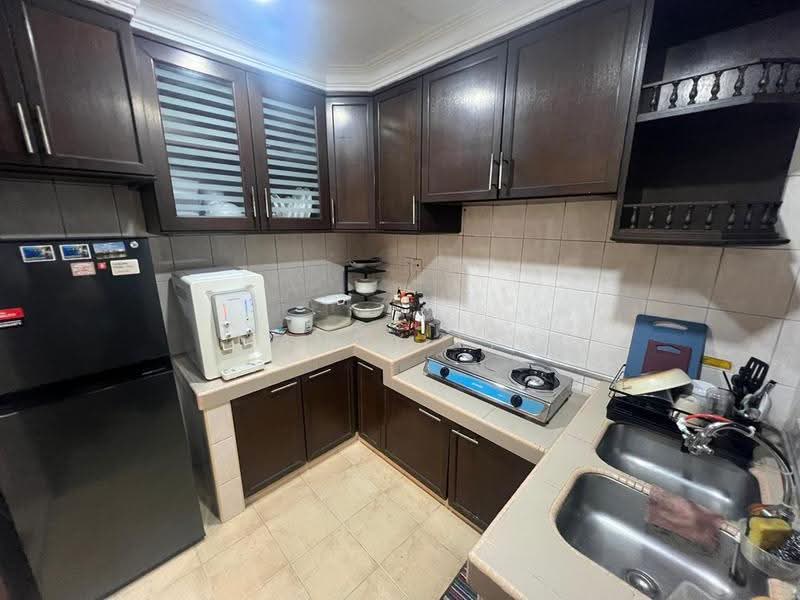 Condominium for Sale at D'Melor Condominium - Mandy Lim - Kitchen - PropertyGuru.com.my