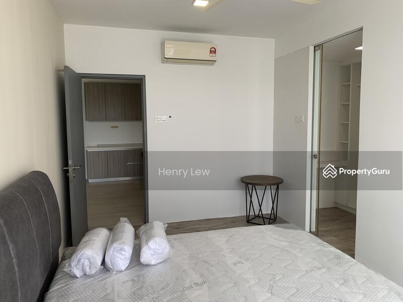 Condominium for Sale at Lakefront Residence - Henry Lew - Master Bedroom - PropertyGuru.com.my